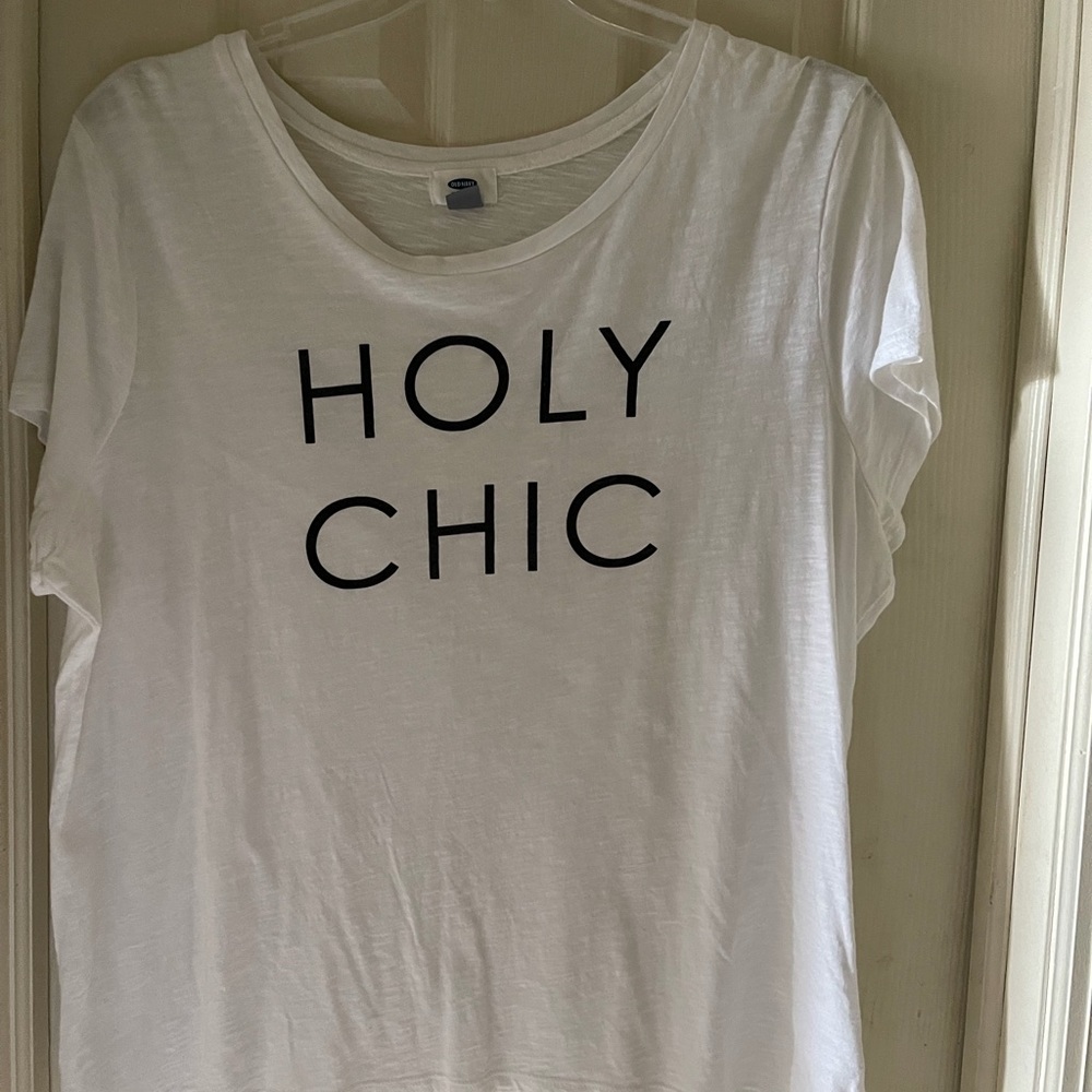 Old Navy Graphic T-Shirt